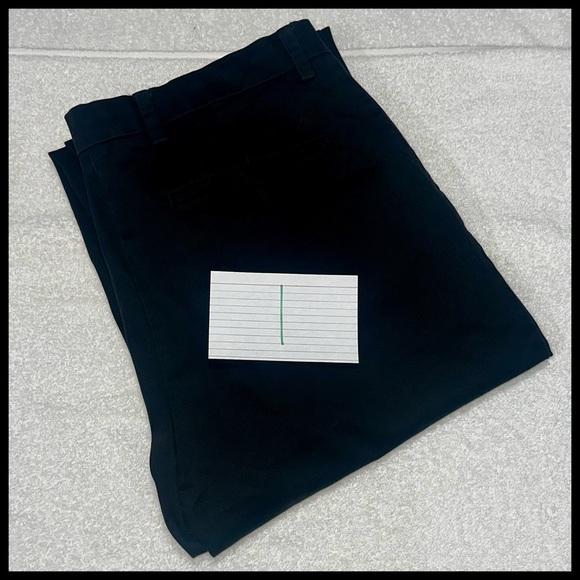 Dockers 🖤⚓️ Mens, Black, Khaki, Relaxed Fit, Wrinkle Free, 4 Pockets, Comfy ✌🏼 - Picture 4 of 16